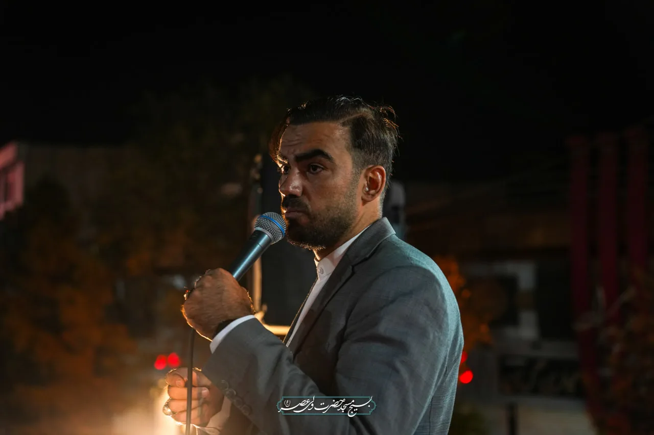 🔷 اینجا هزاران حنجره با یک صدا، از عشق و آرمان خویش سخن گفتند.