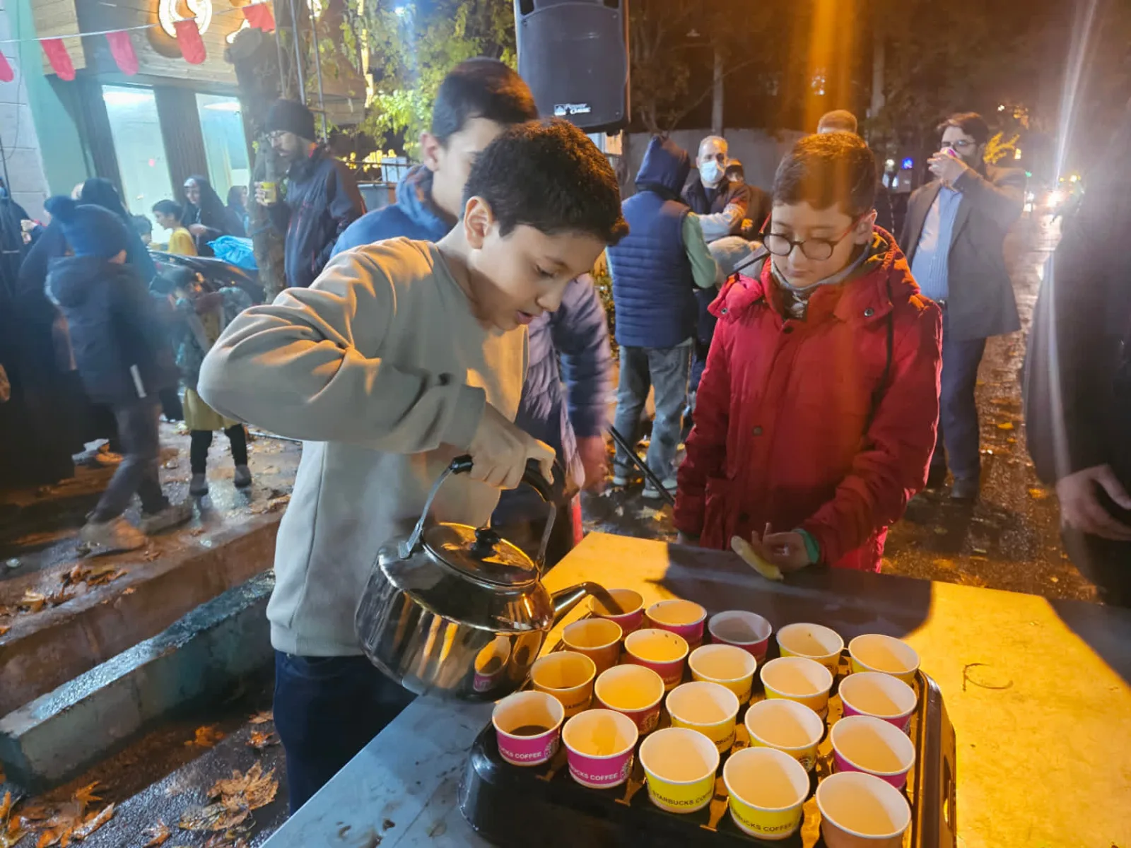 ایستگاه صلواتی و شادمانی