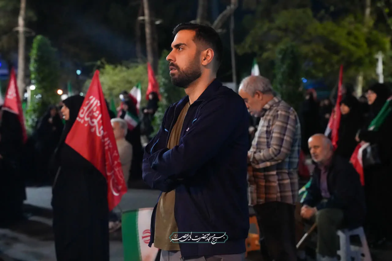 تجمعات شبانه ی مردم مبعوث شده ی ایران